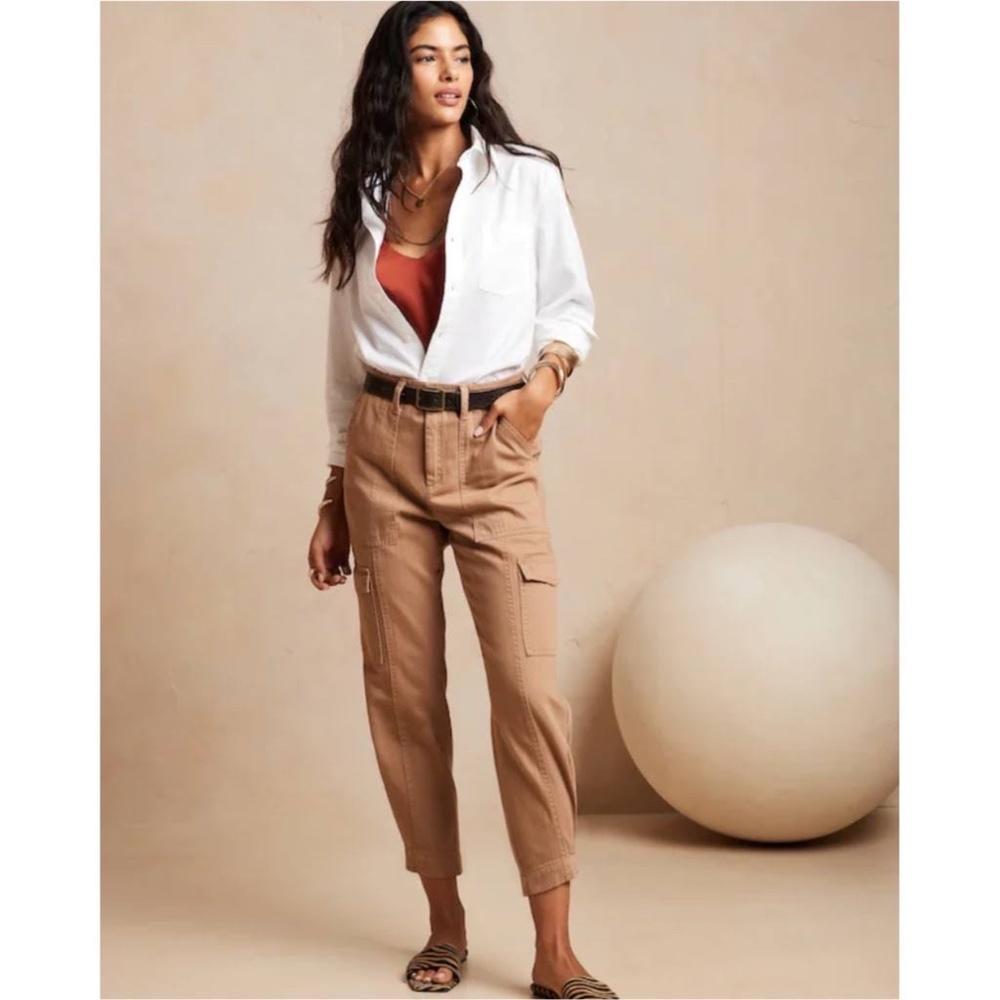 Banana Republic Utility Cargo Pant in Iced Latte